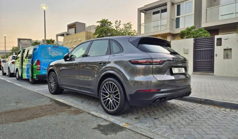 Porsche Cayenne full