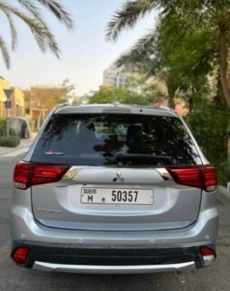 Mitsubishi Outlander full