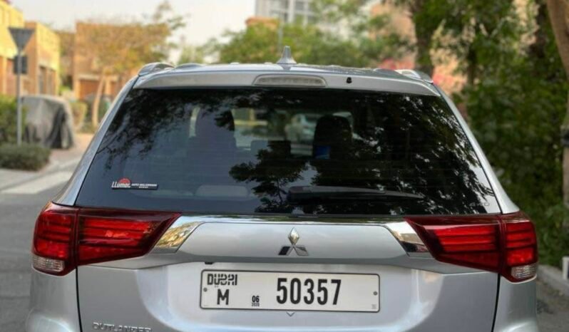 Mitsubishi Outlander full