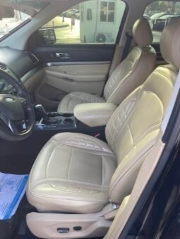 Ford Explorer XLT full