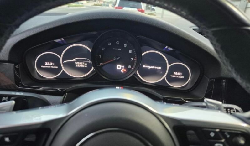 Porsche Cayenne full